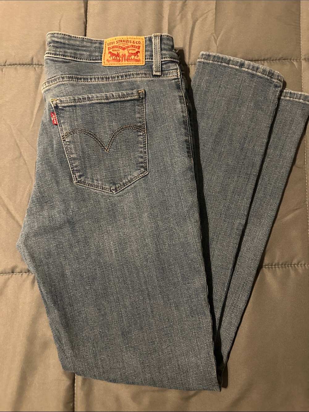 Levi's Women’s Skinny Jeans in Light Blue Denim 31x30